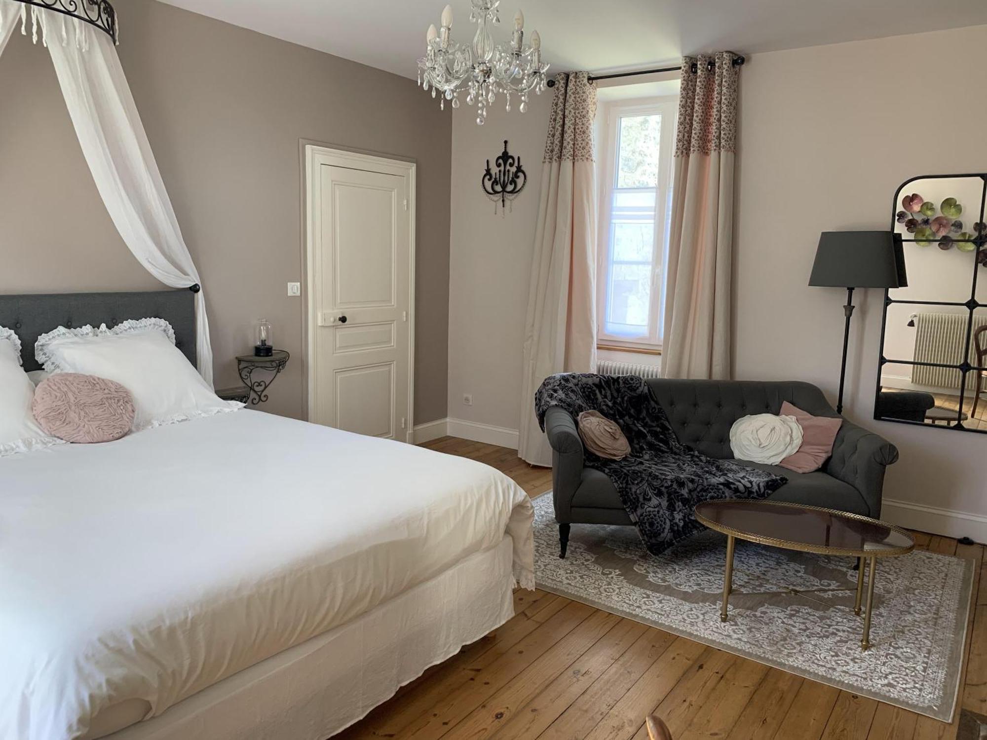 مبيت وإفطار The Cool Lounge A Coulonges - Charente المظهر الخارجي الصورة